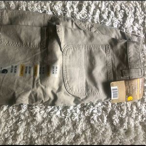 New with tags Carhartt relaxed fit. Size 33x30 110 for all 38 each